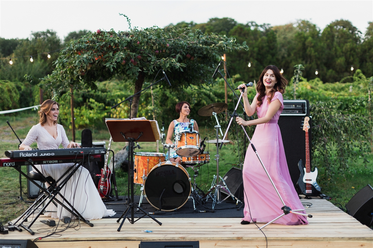 yuriy&olgagardenwedding