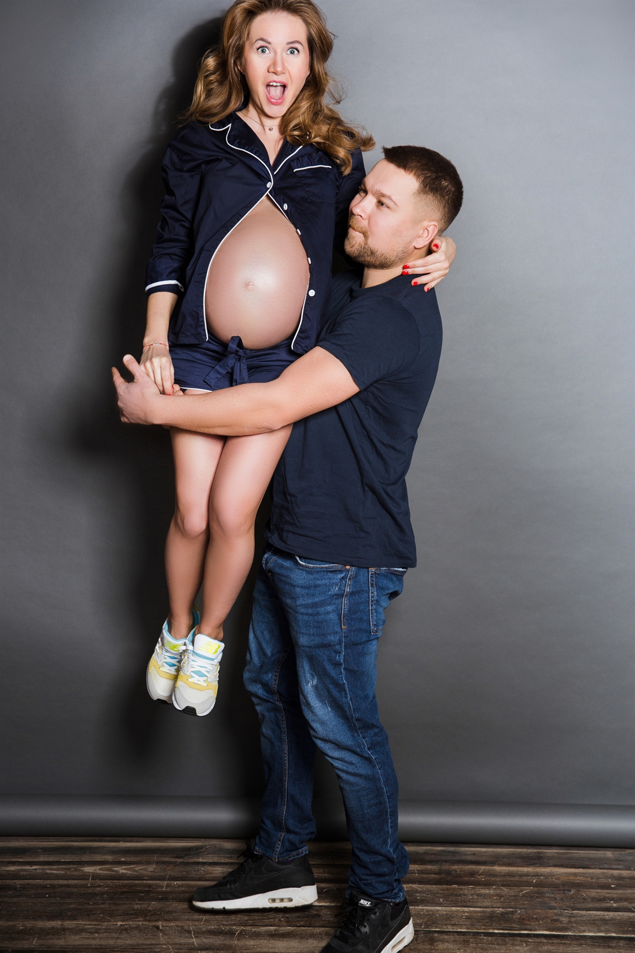 pregnancy_studio_photoshoot