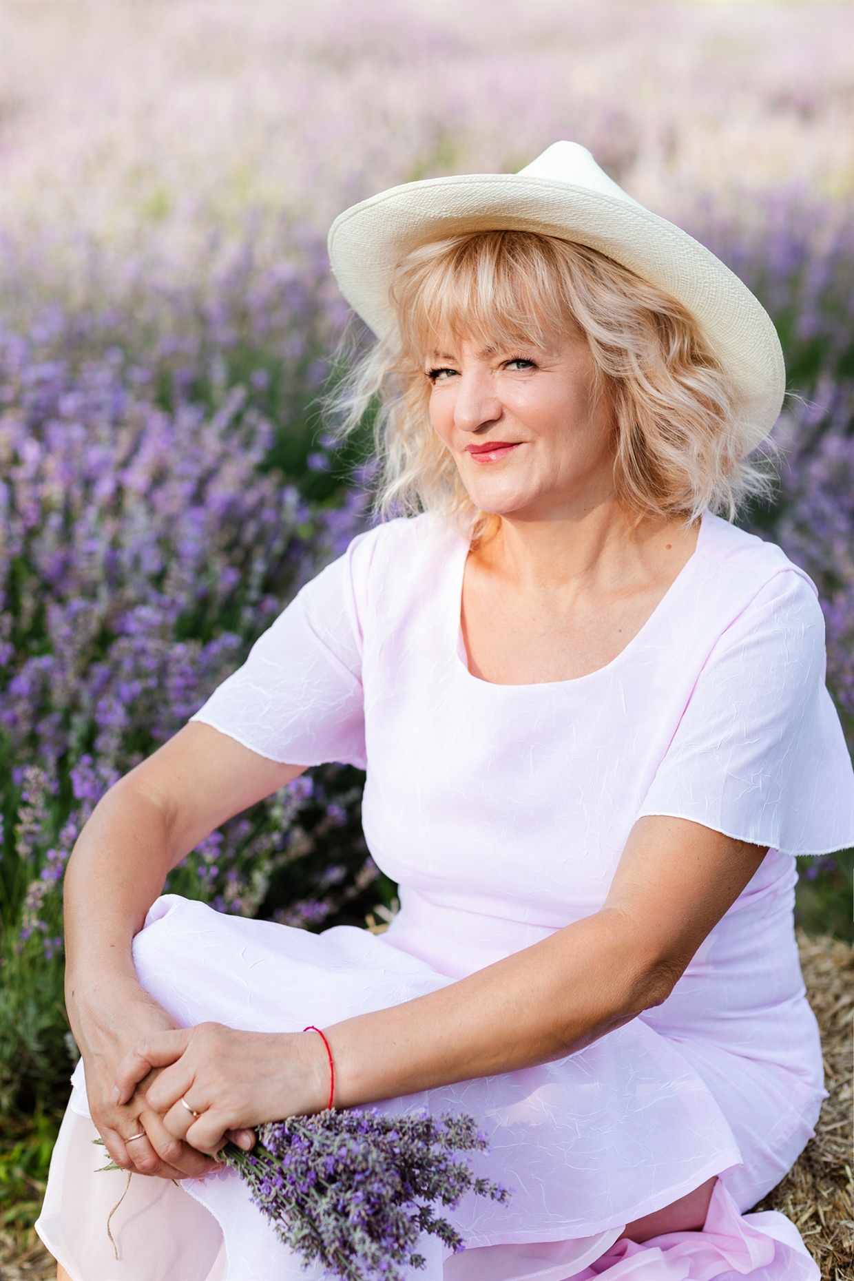 family_photoshoot_women_of_the_family