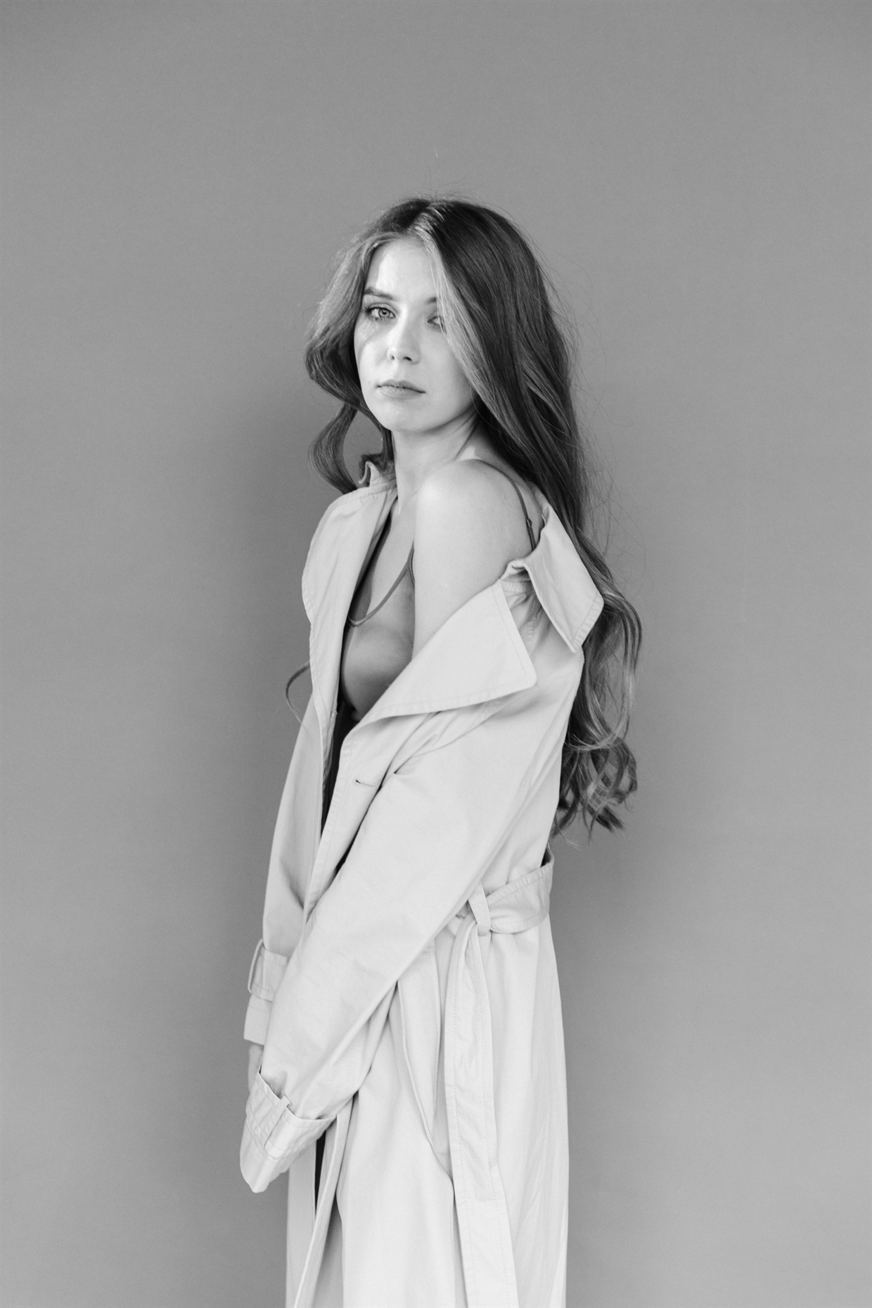 woman/studio/photoshoot/