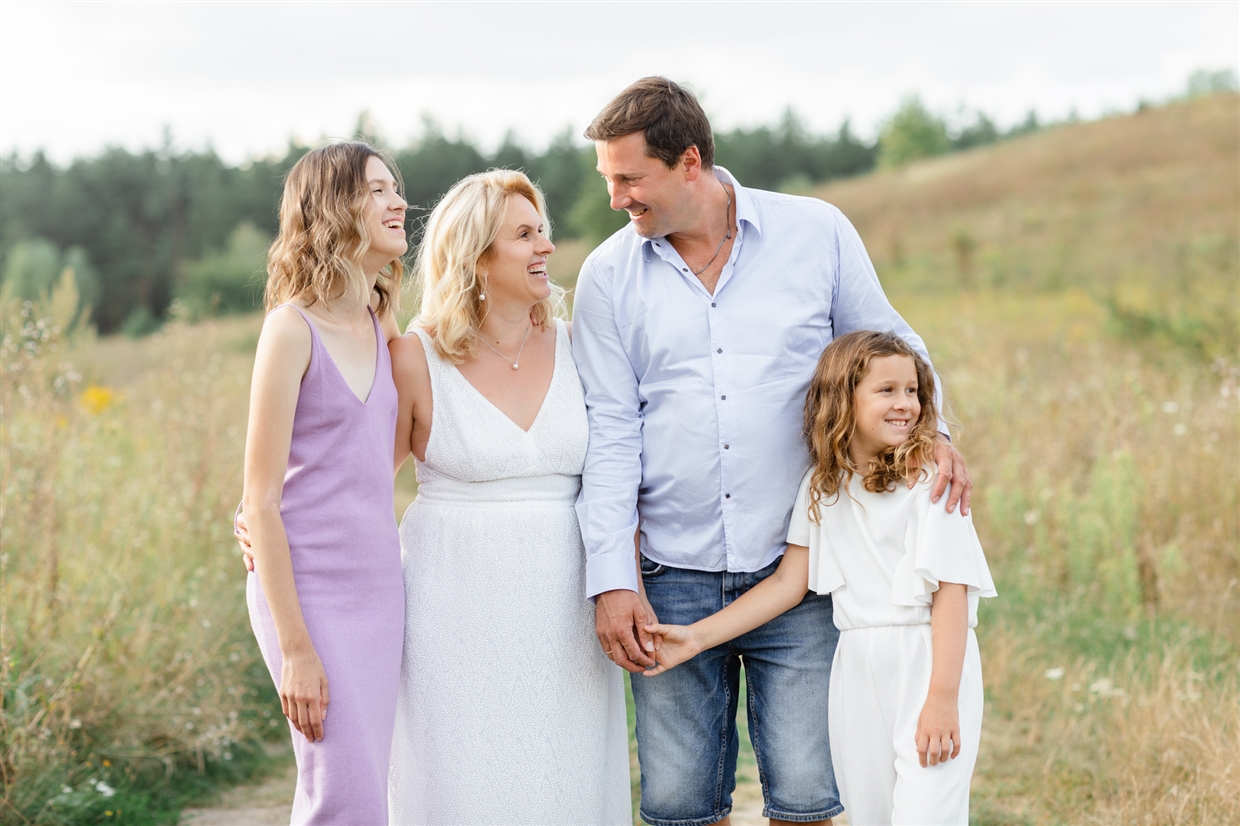   fotosessia_dlya_bolshoi_family